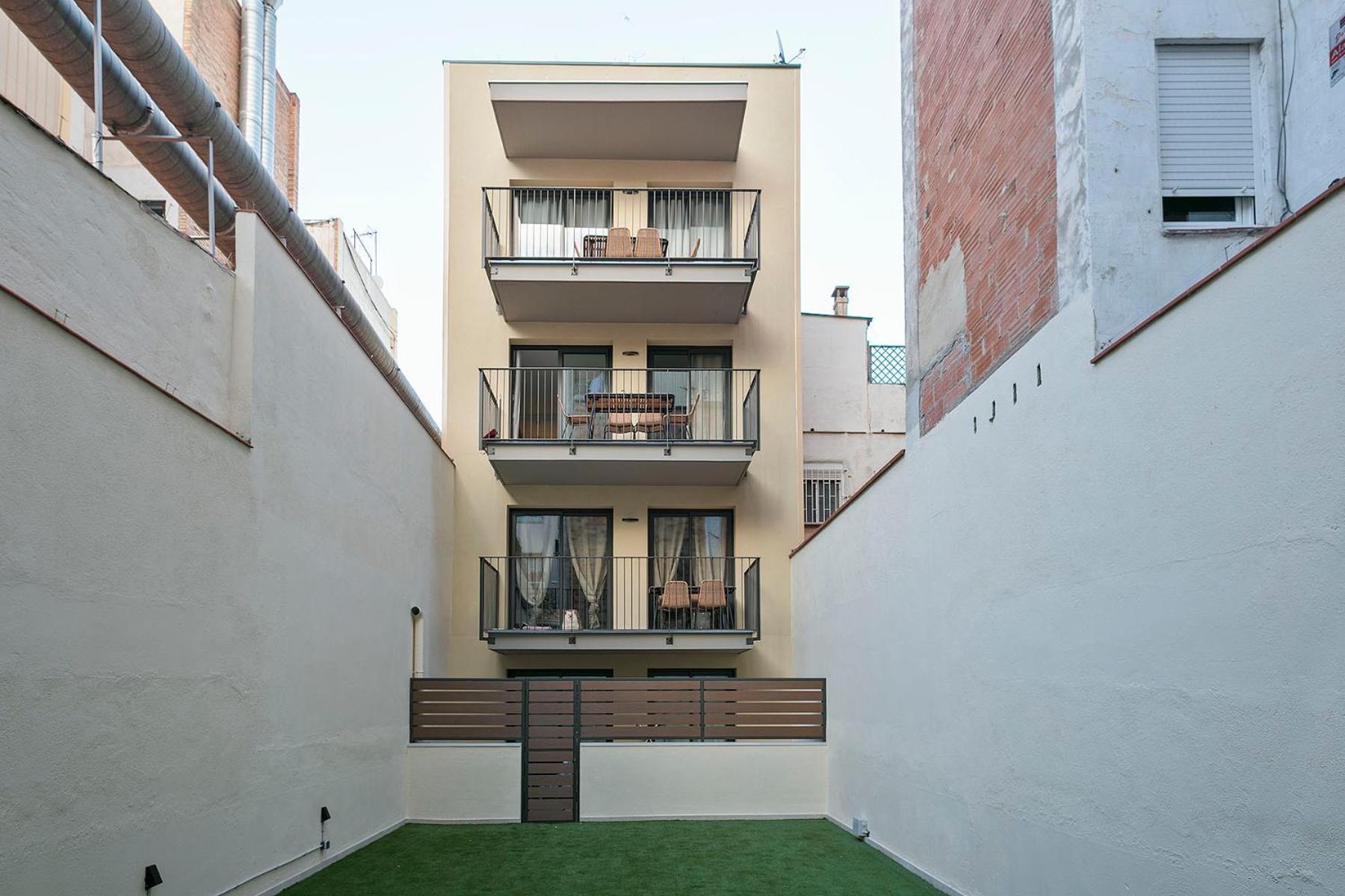 דירות הוספיטלט דה יוברגאט Bonito Piso Cerca Del Campo De Futbol De Barcelona מראה חיצוני תמונה